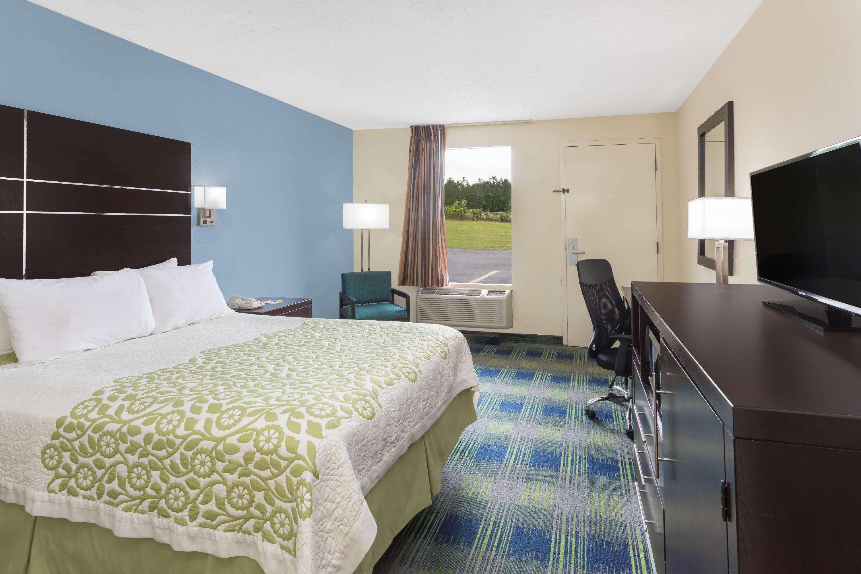 Days Inn By Wyndham Newberry South Carolina Exteriör bild