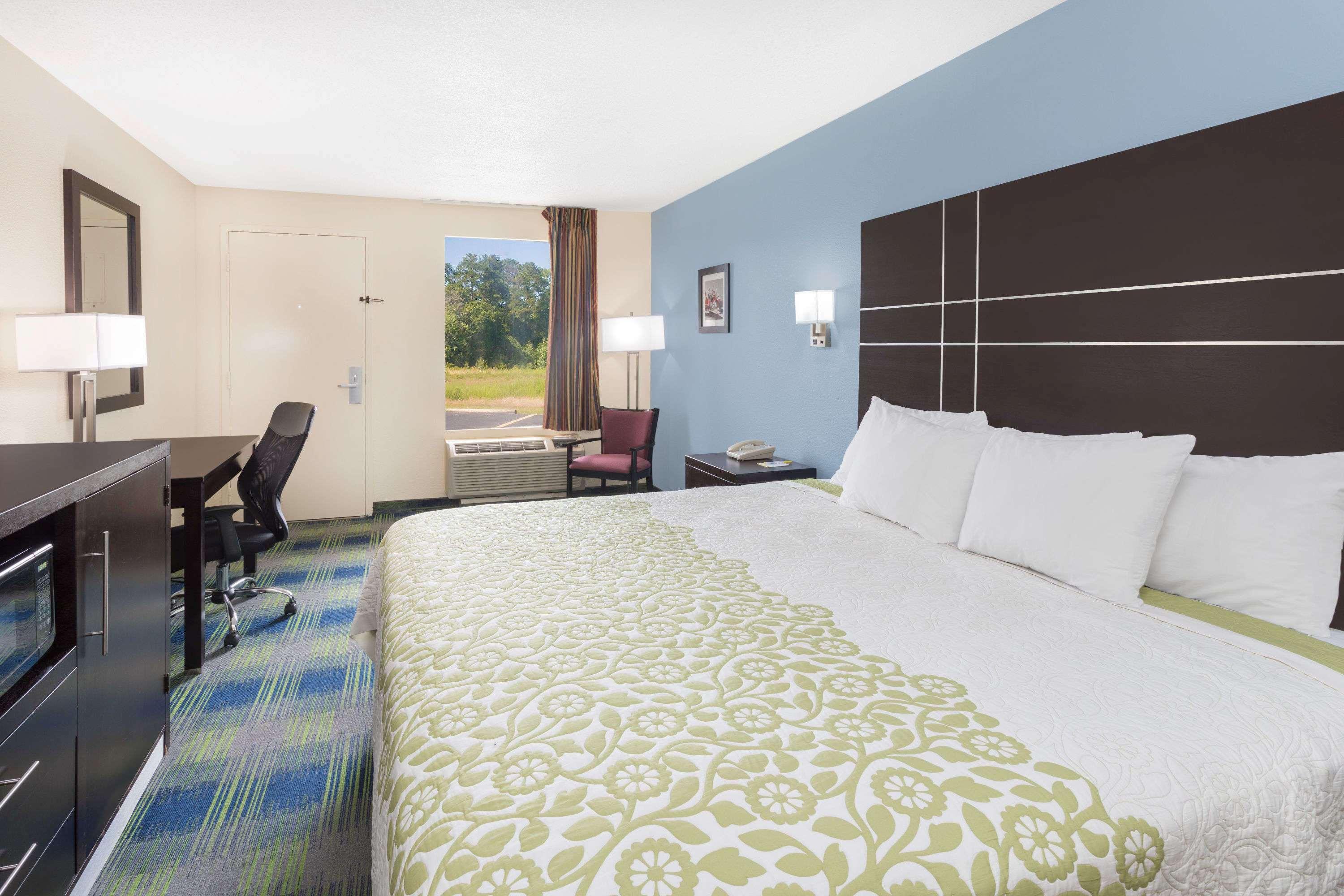 Days Inn By Wyndham Newberry South Carolina Exteriör bild